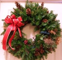 Christmas Wreath Small.jpg